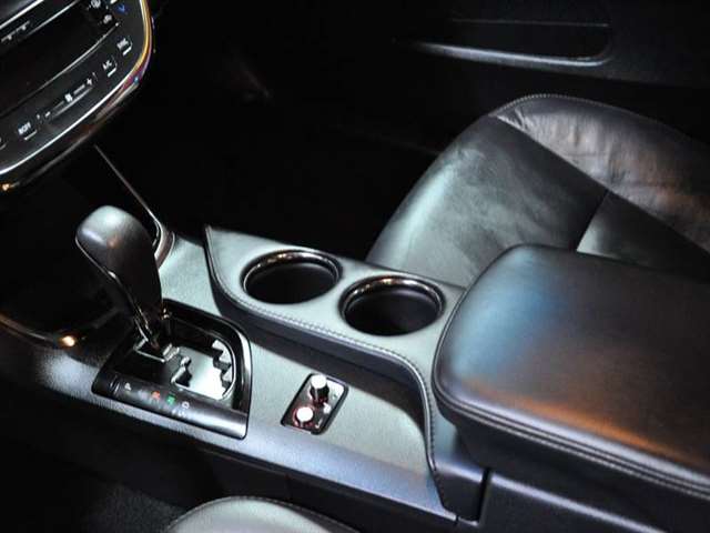 2013 Toyota Avalon XLE 4dr Sedan